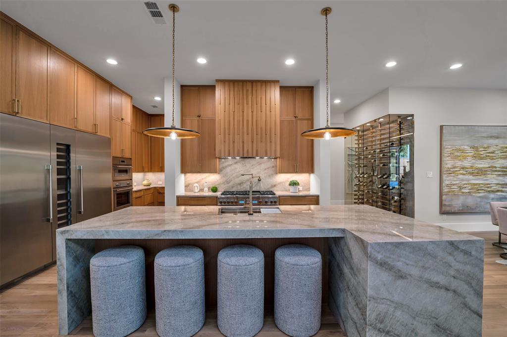 Walnut Crest - Residential