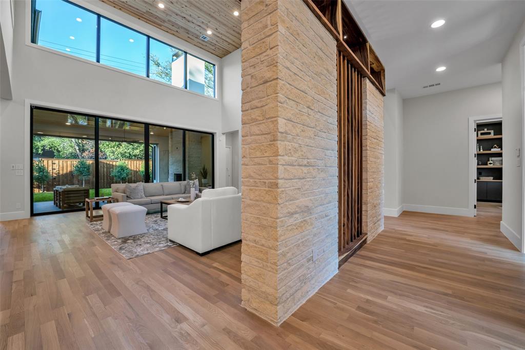 Walnut Crest - Residential