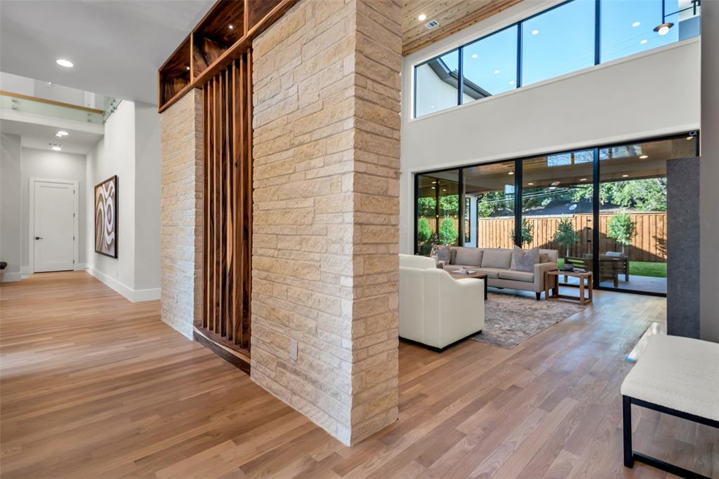 Walnut Crest - Residential