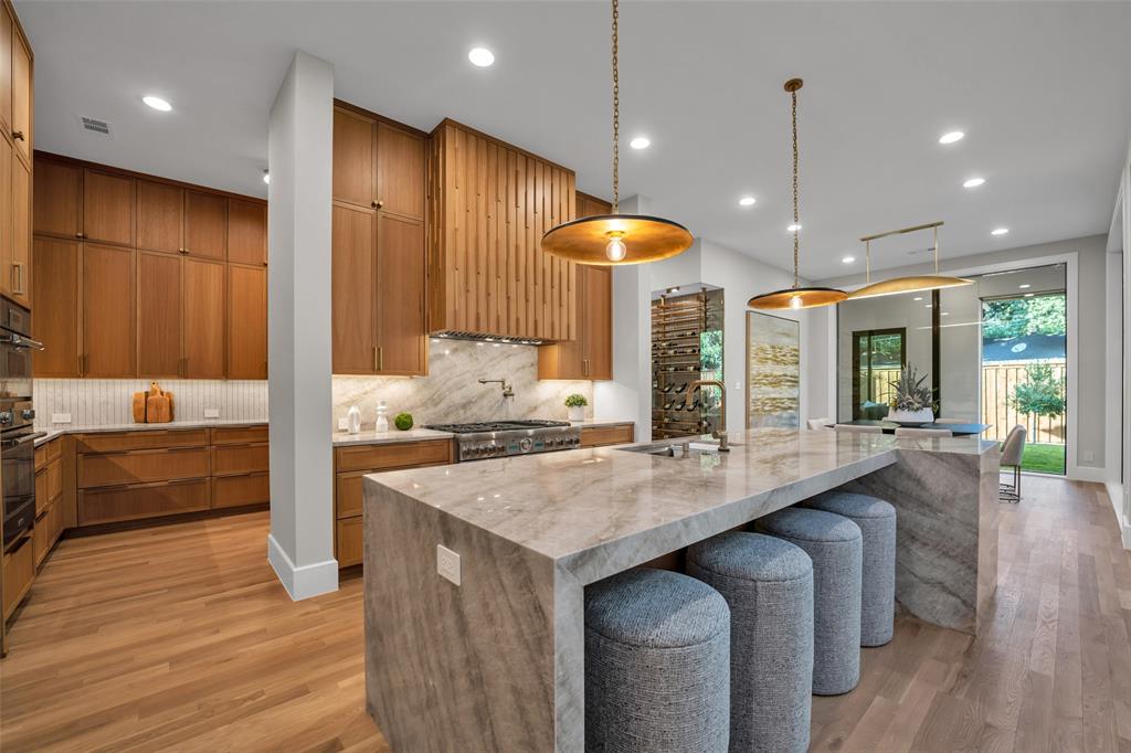 Walnut Crest - Residential