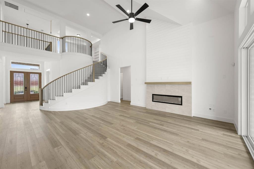 La Frontera - Residential