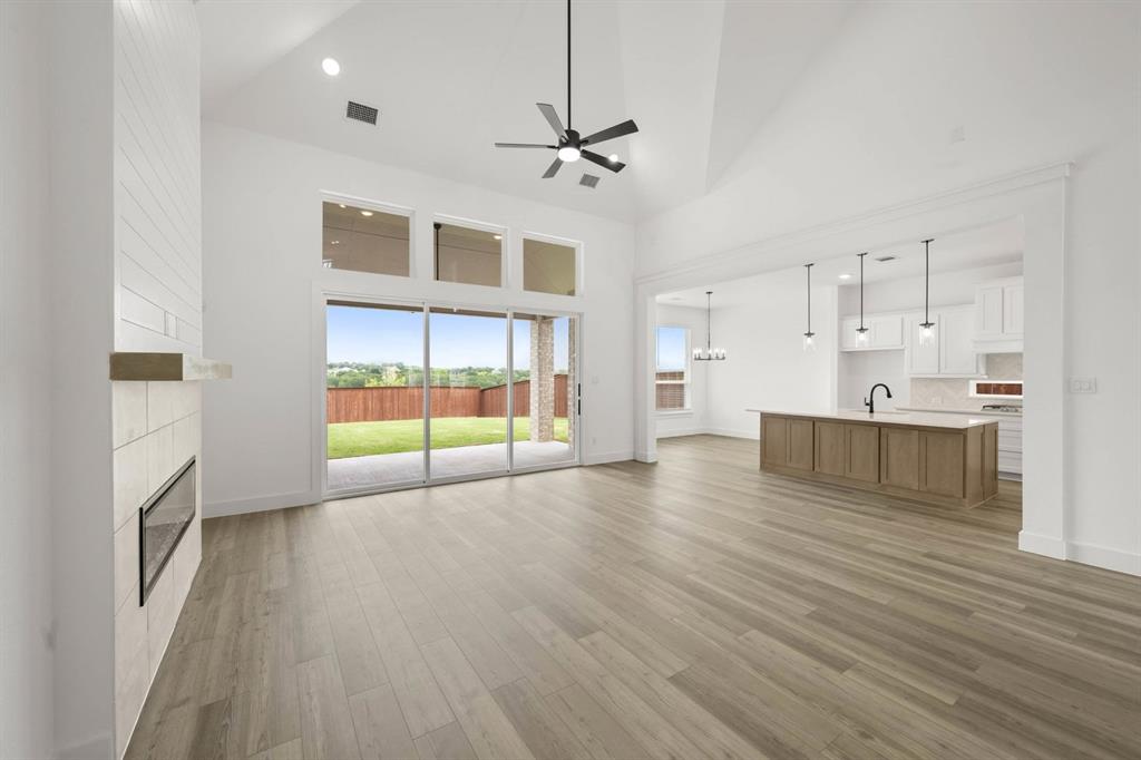 La Frontera - Residential