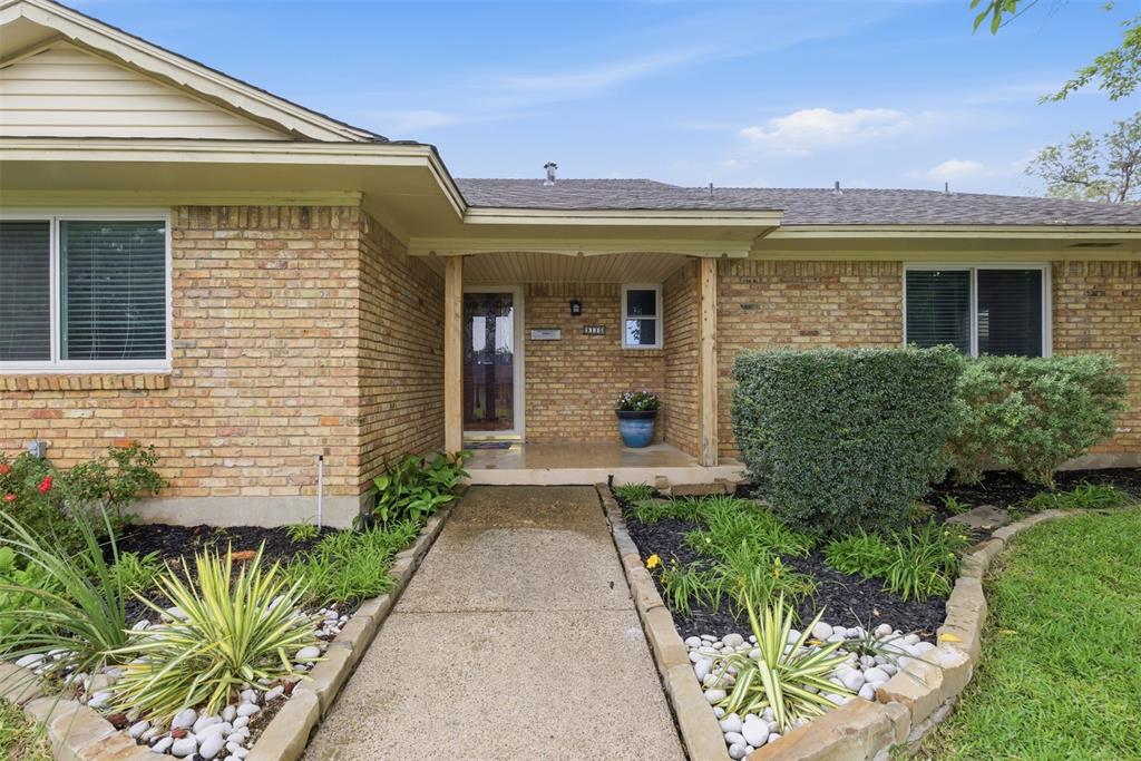 Casa Linda Forest - Residential