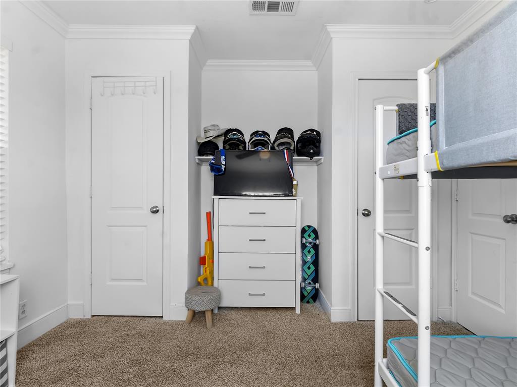 J L Chavert-East Lake Limestone - Residential