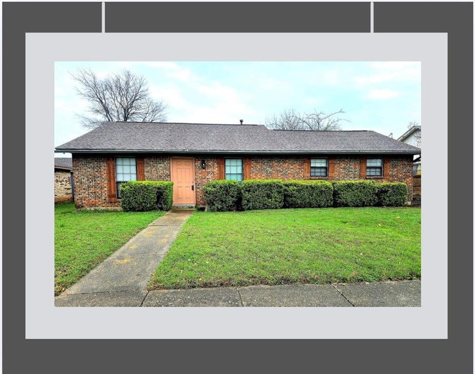 Charming and move-in ready, this single-story home offers 1,552 sq ft of comfortable living space with 3 bedrooms and 2 full bathrooms. Built in 1981 with durable frame construction, a brick veneer exterior, and a classic gable roof, this home combines timeless style with easy maintenance.

Enjoy year-round comfort with central heating and air, a functional kitchen layout, and a fully fenced wood yard for added privacy. With no stairs and a practical floor plan, this home is perfect for convenient, everyday living.

Don’t miss this solid, well-maintained home offering great value and lasting appeal!
Disclaimer: Buyer's agent to verify schools and all measurements of home.     Images with furniture are digitally staged.