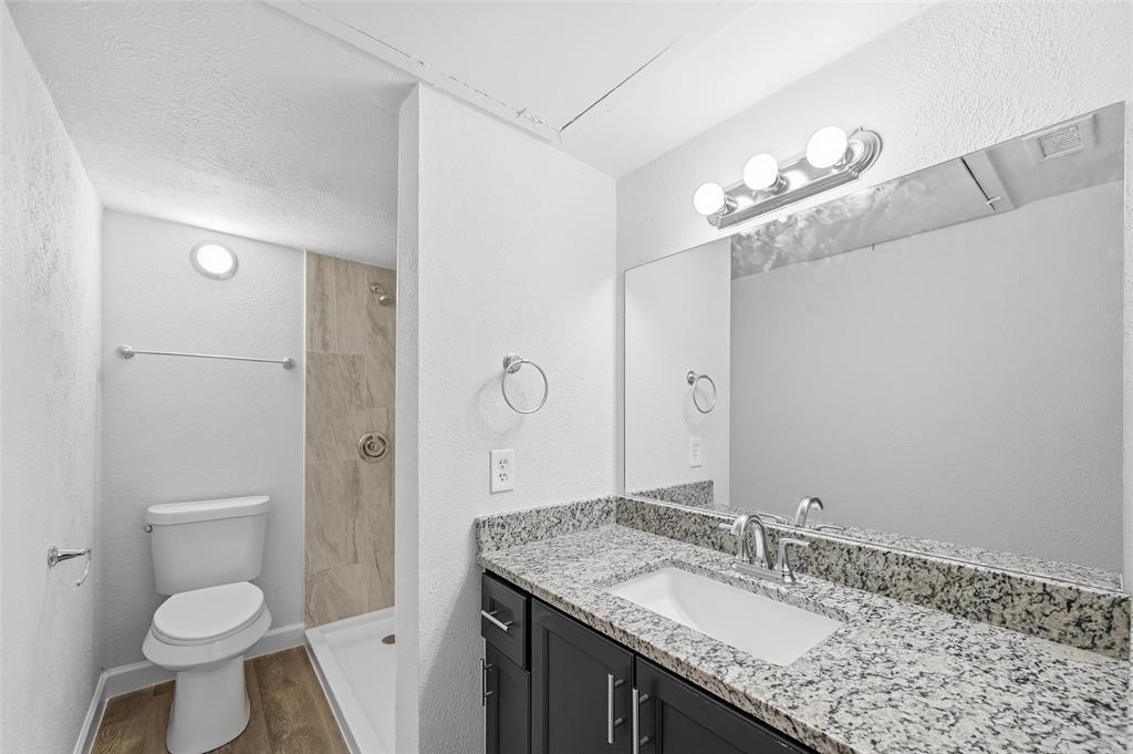 River Oaks Condos - Residential