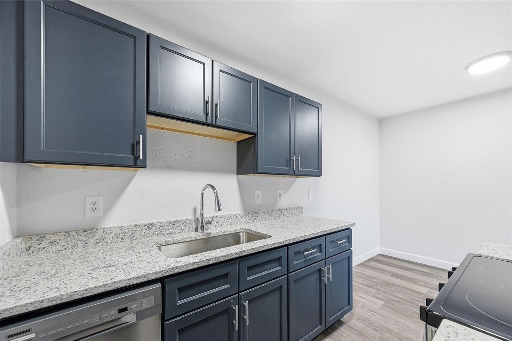 River Oaks Condos - Residential
