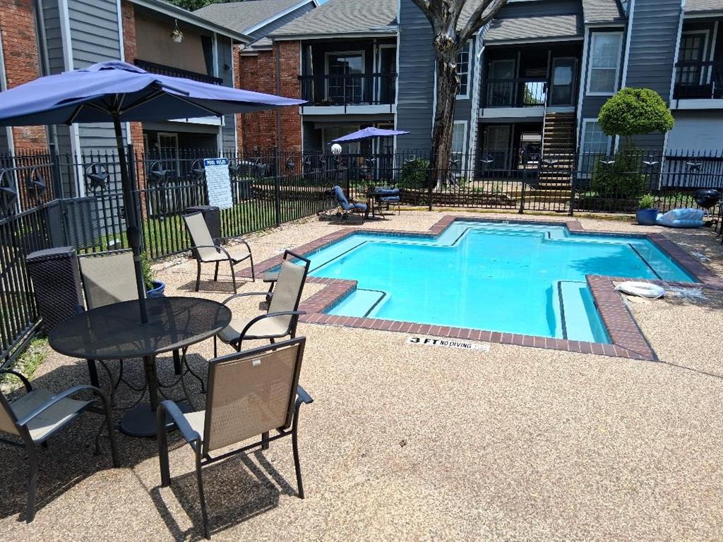 Cimarron Court Condo Ph 1 - Residential