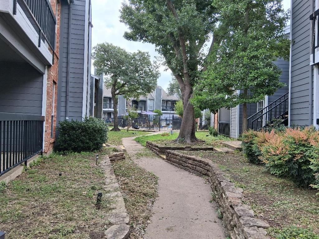Cimarron Court Condo Ph 1 - Residential