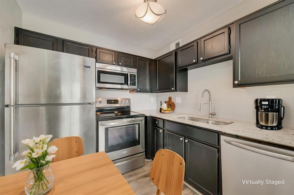 Cimarron Court Condo Ph 1 - Residential