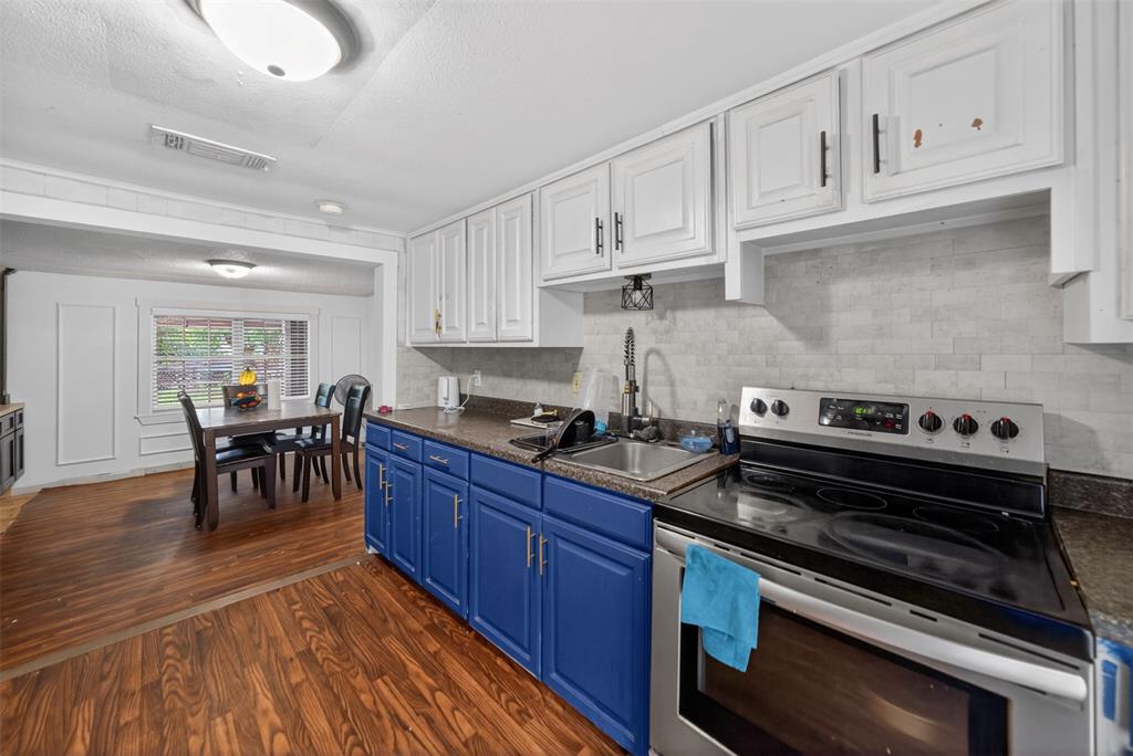 HYLANDS ADDN - Residential
