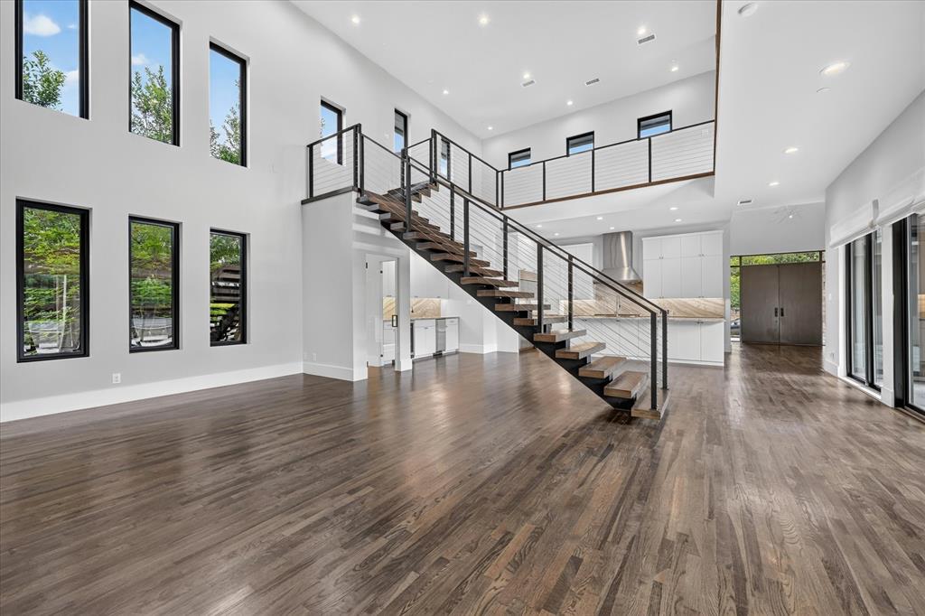 CRESTWAY FOREST ESTATES 2 - Residential