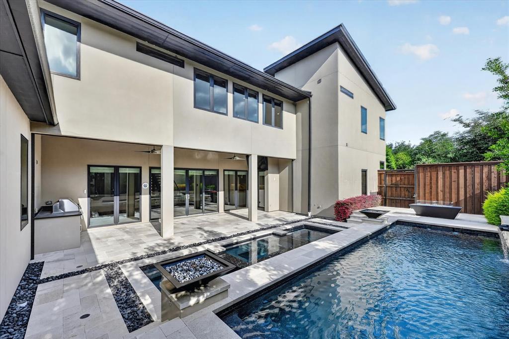 CRESTWAY FOREST ESTATES 2 - Residential