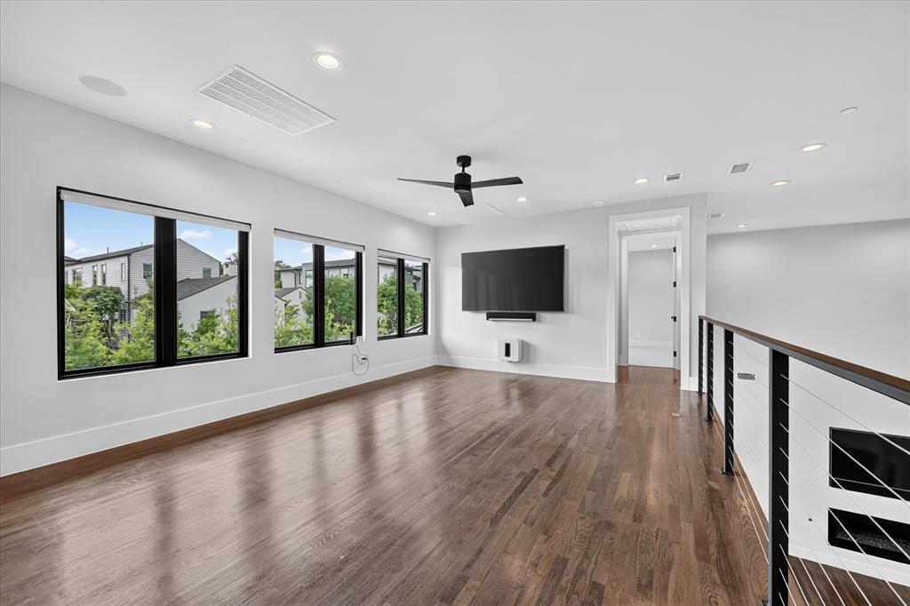 CRESTWAY FOREST ESTATES 2 - Residential