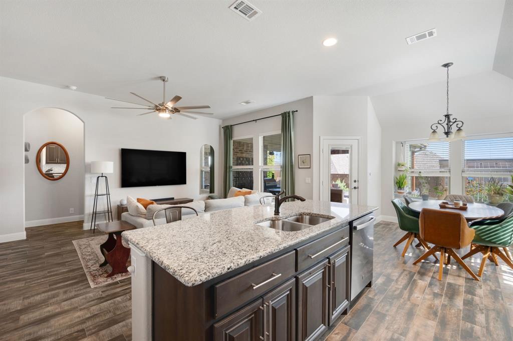 Live Oak Creek - Residential