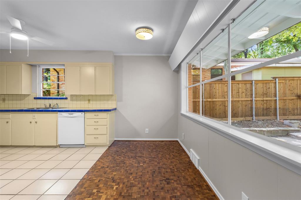 Lake Gardens Rev - Residential