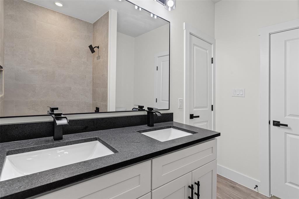 Canyon Creek - Residential