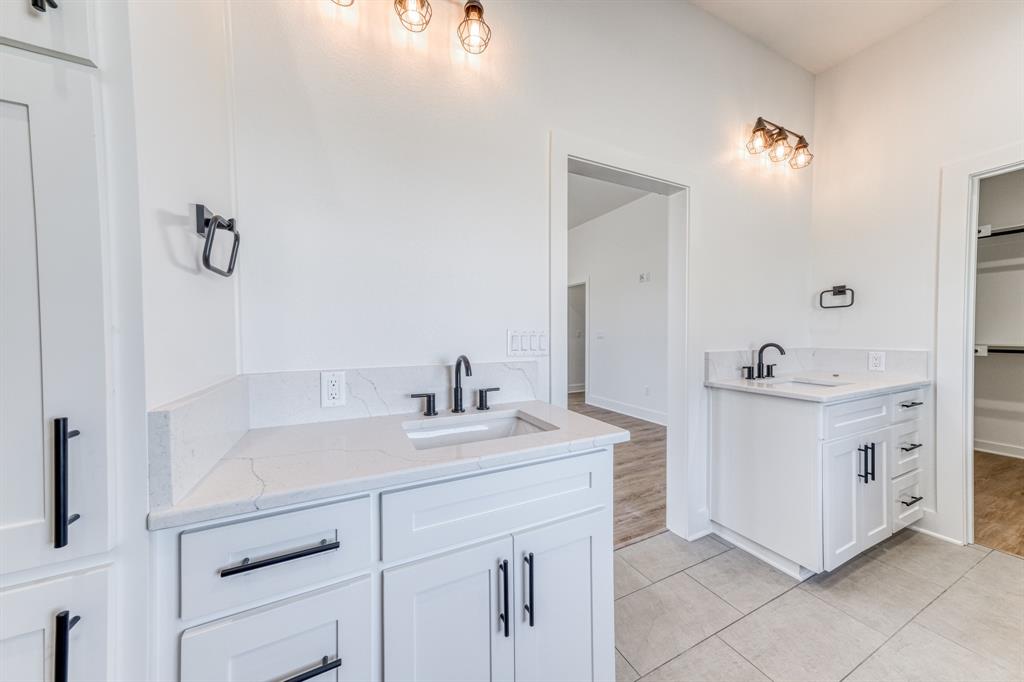 Oak Water Ranch - Residential