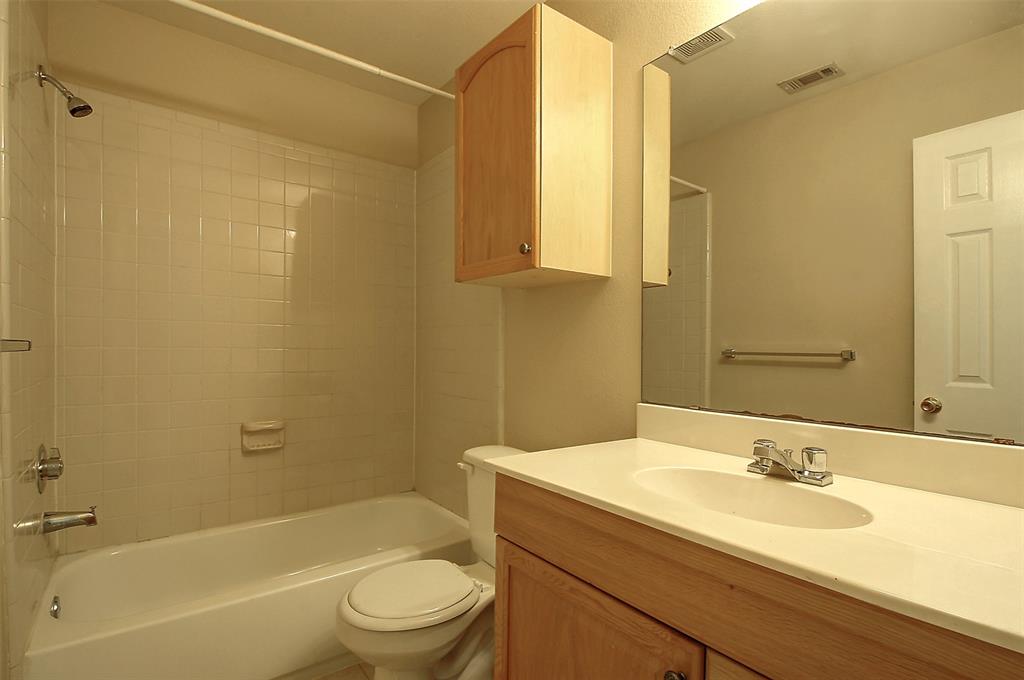 Newport Village At Trinity - Residential