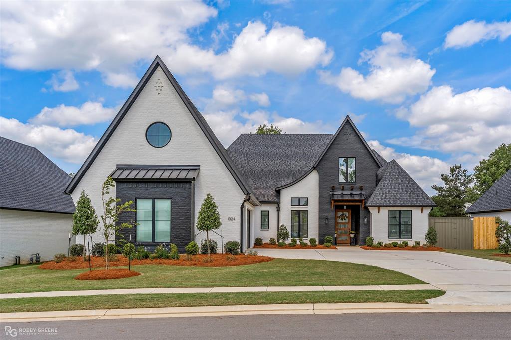 Southern Trace - Residential