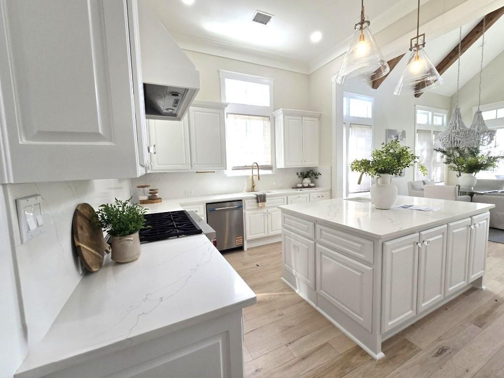 Long Cove - Residential