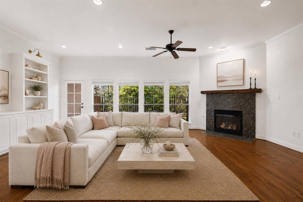 Villas At Ash Creek - Residential