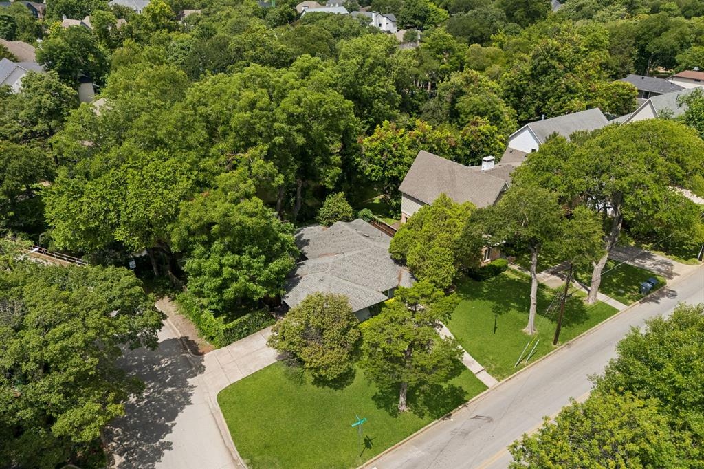 Bob-O-Links Downs - Residential