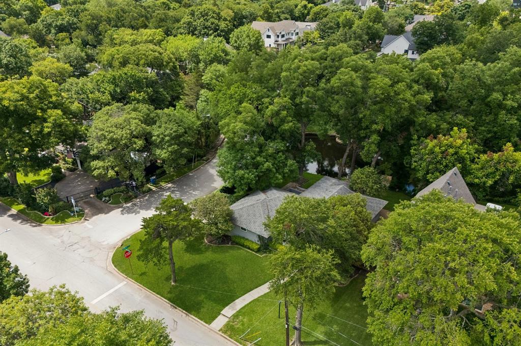 Bob-O-Links Downs - Residential
