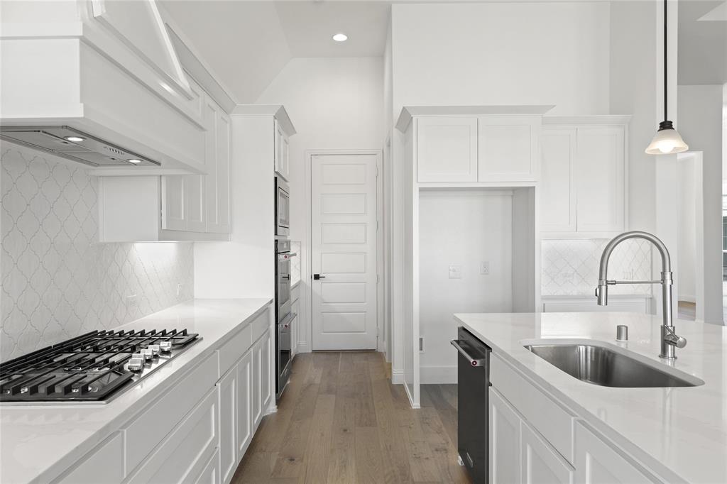 Breezy Hill - Residential