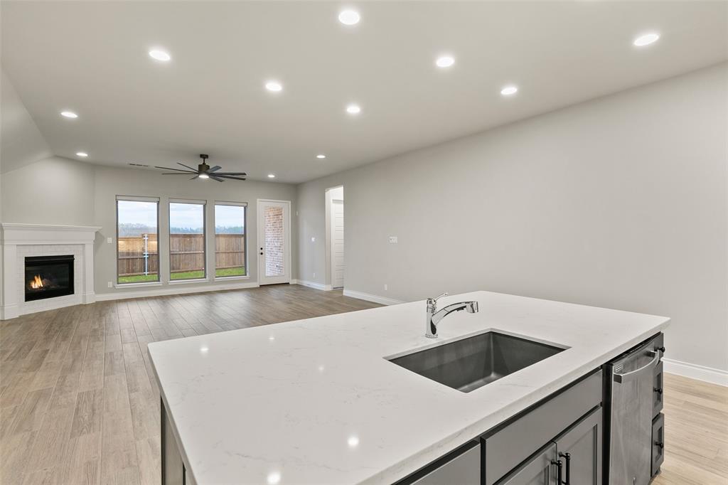 Mustang Lakes Ph 2a - Residential Lease