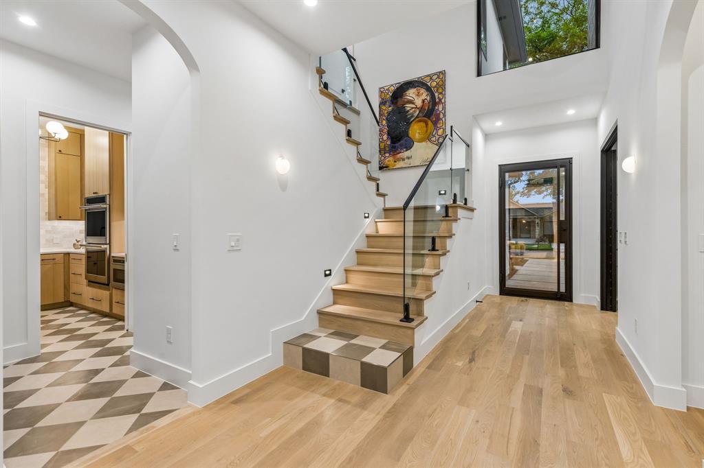 Lovers Lane Heights - Residential