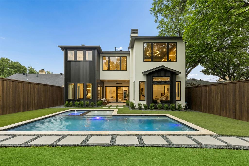 Lovers Lane Heights - Residential