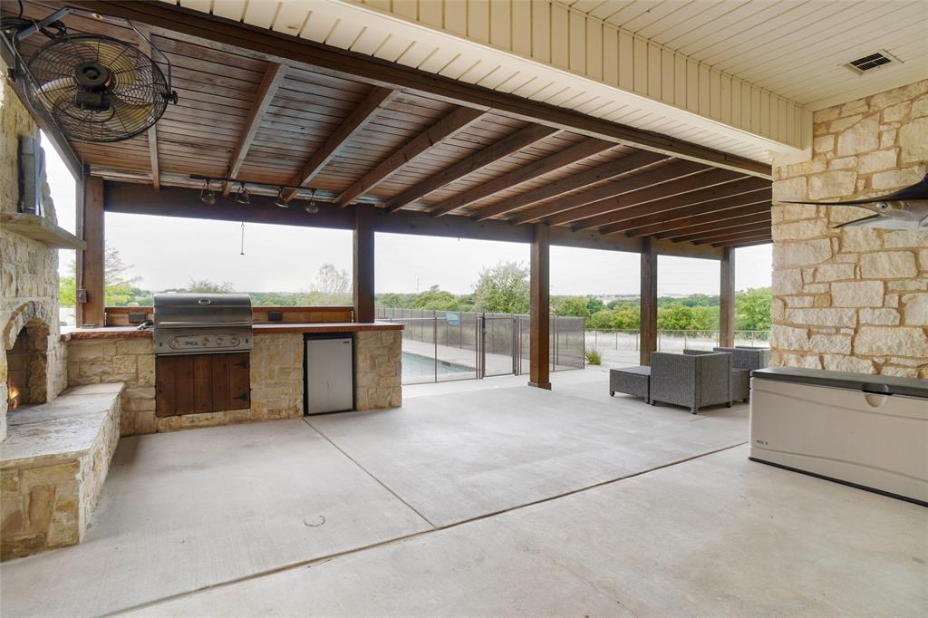 E Thompson - Residential