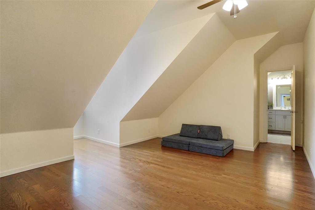 E Thompson - Residential