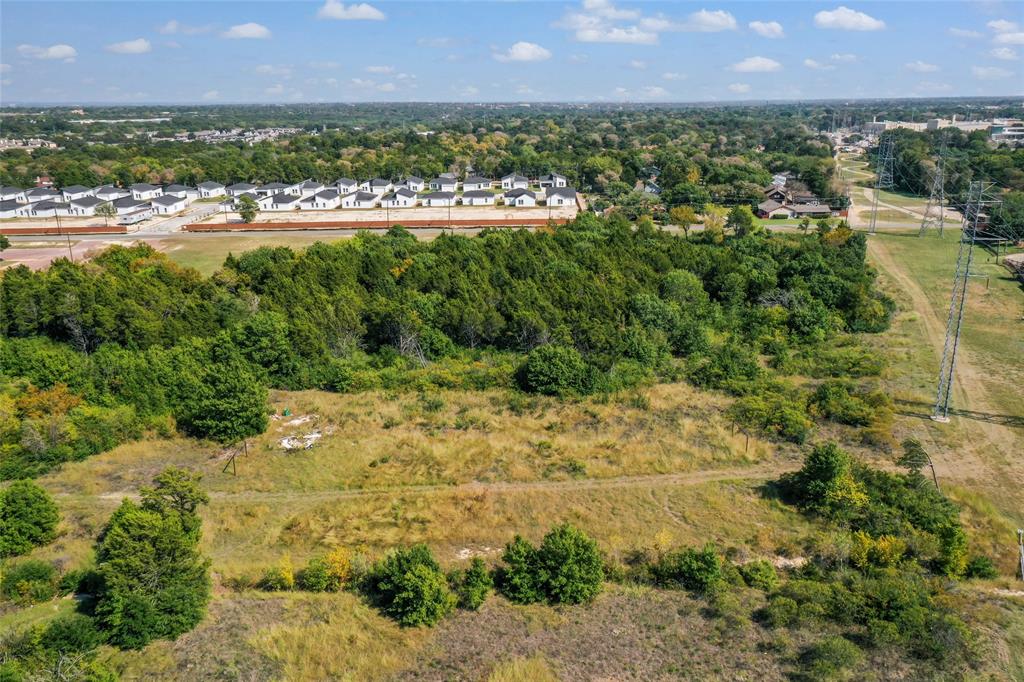 Oak Cliff Ranches - Land
