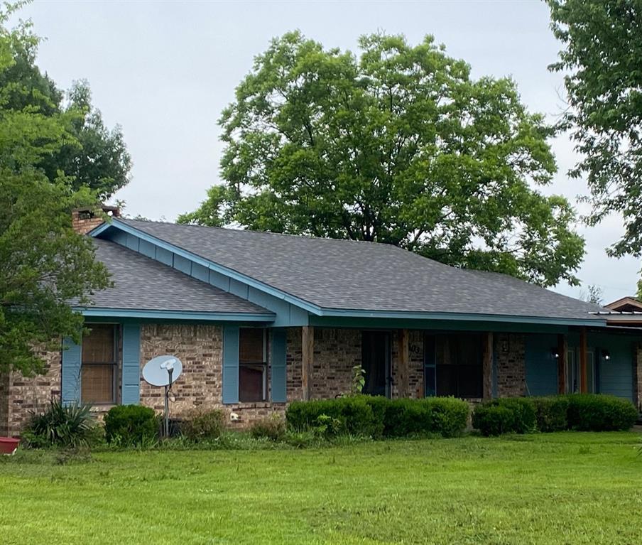 COUNTRY ESTATES - Residential