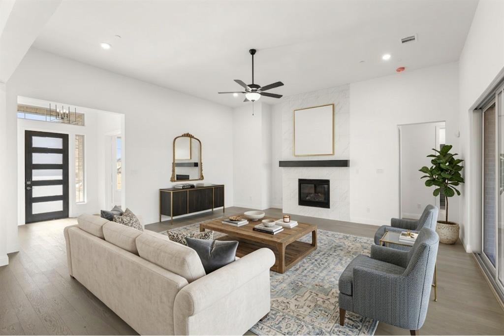 Las Brisas at Stoney Creek - Residential