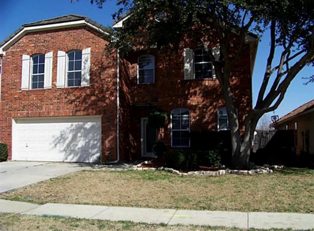 DO NOT TEXT listing agent-office! *PRICE IMPROVEMENT!* This beautiful & spacious home features split bedroom design, with primary suite downstairs. Open kitchen concept, vaulted ceilings, sizable backyard which backs up to greenbelt! Upstairs features: a family-game room, 3 bedrooms, & 2 full baths! This home is conveniently located near shopping, schools, & dining options! Put this one on your list!

Seller is NOT offering concessions, this is an AS-IS sale
This is a TENANT OCCUPIED property! Long term tenants, great history, but are on month to month so a minimum of 30day lease back is required.
(Photos do not show roof as composition, it was changed in 2015.) **Please note: Seller is NOT accepting any type of seller financing.**