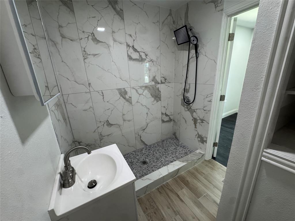 Sunnyside Rev - Residential
