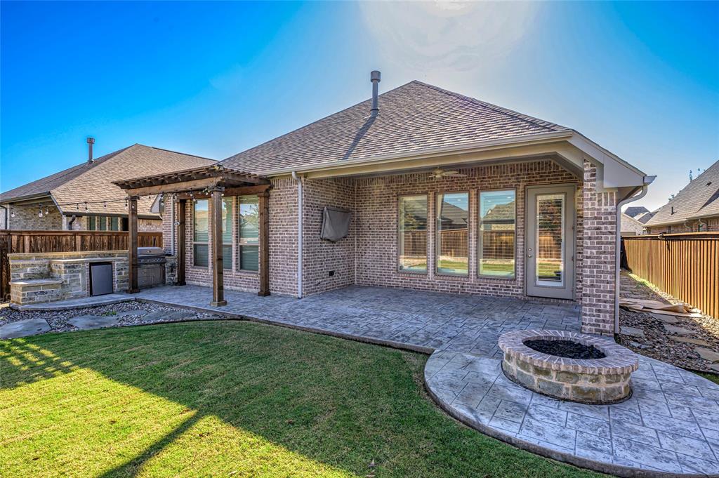Trinity Falls - Residential