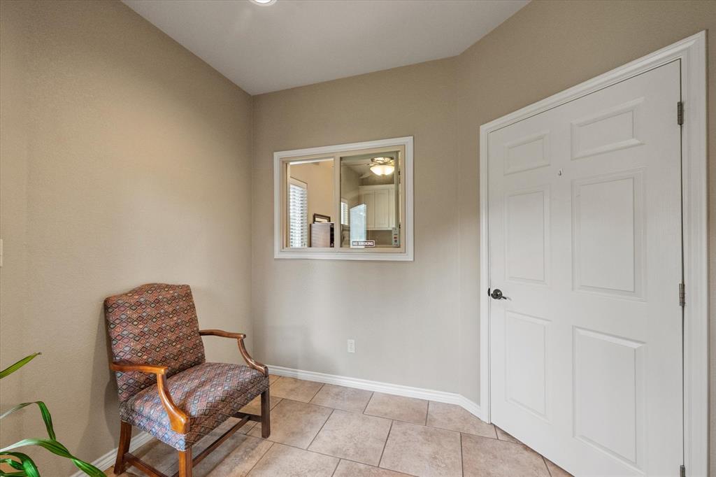 Corsicana - Commercial Sale