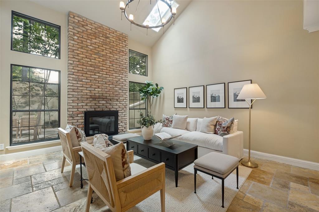 Cochran Chapel Circle Add - Residential