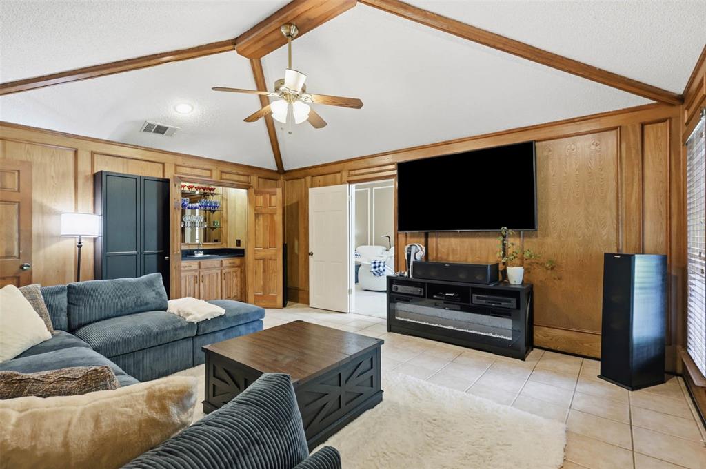 Enchanted Lake Estate - Residential