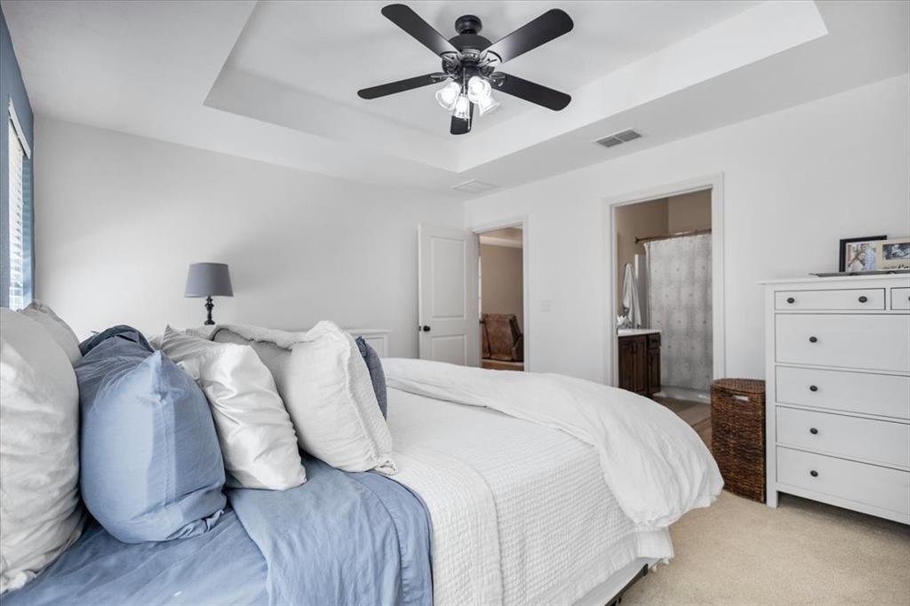 MISSION CREST - Residential