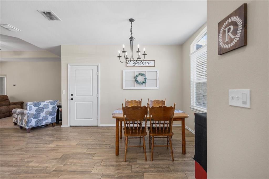 MISSION CREST - Residential