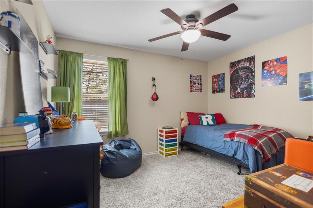 MISSION CREST - Residential