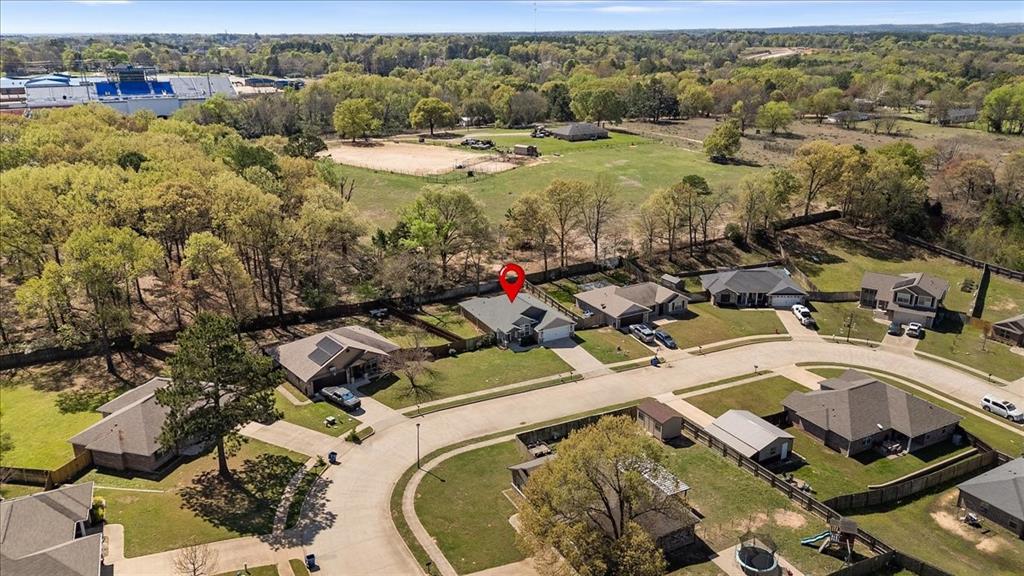 MISSION CREST - Residential