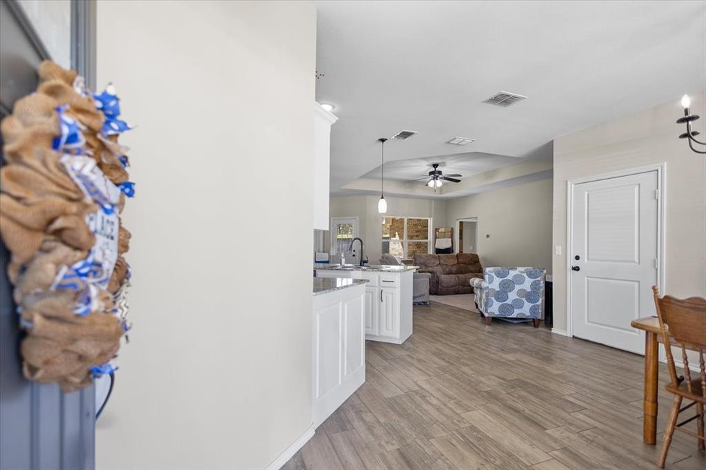 MISSION CREST - Residential