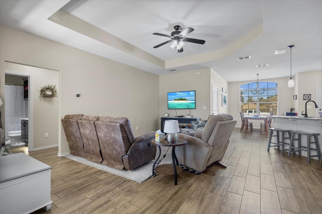 MISSION CREST - Residential