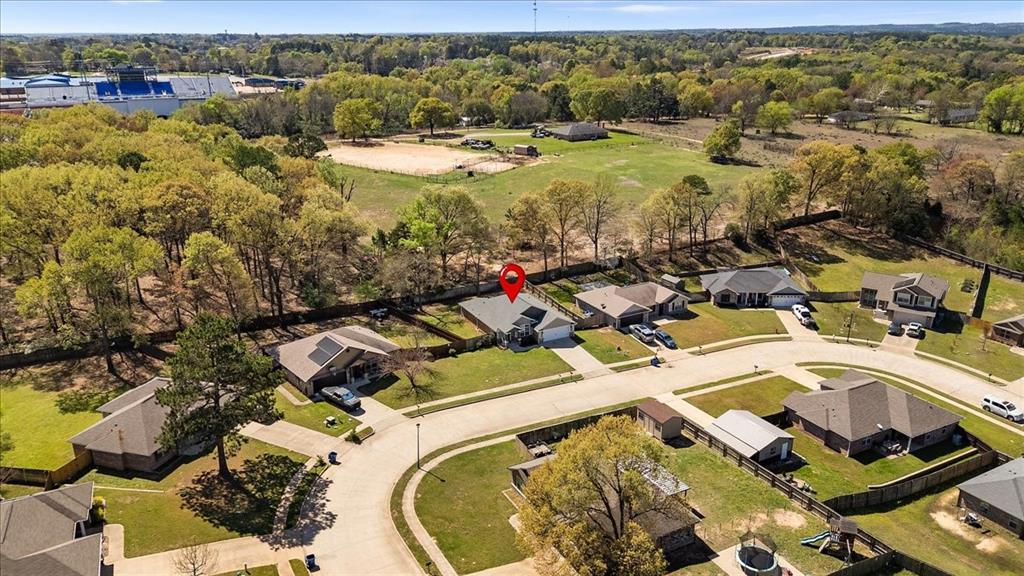 MISSION CREST - Residential